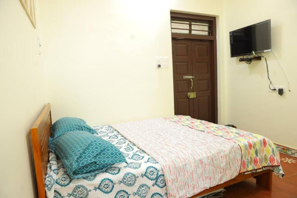 Heritage Home With 2 Bed/2 Bath With Kitchen In A Residential Neighborhood. Madurai Buitenkant foto